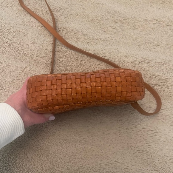 Clare V. Midi Sac woven checker crossbody bag - Picture 4 of 6